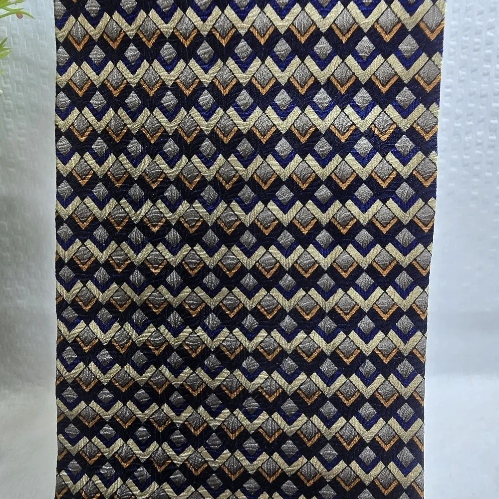 TESORO ROSSO UOMO MODA BLACK AND BROWN DIAMOND ZIGZAG SILK TIE MENS